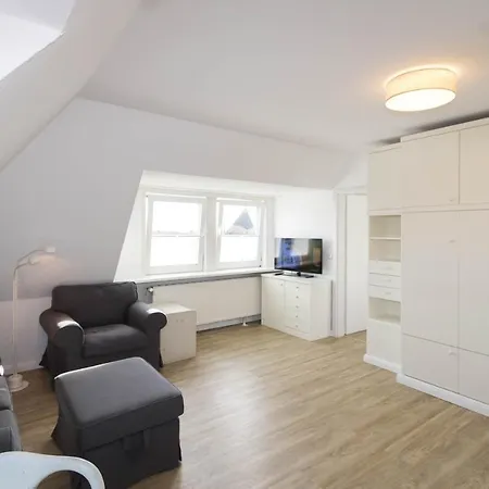 Hues Auert Tharep, 1 Appartement *