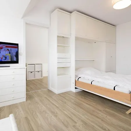 Appartement Hues Auert Tharep, 1 *
